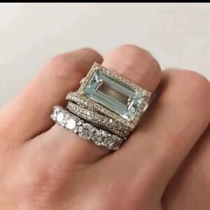 Set of 3 beautiful swarovski elements size 8 ring with square cut sapphire 4.2ct